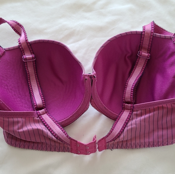 Freya Deco Underwired Moulded Plunge Bra (UK: 30FF) - Picture 5 of 9
